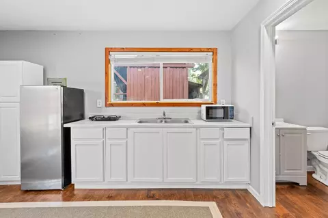 Kitchen - 406 C St, Biggs, CA 95917 photo 3 of 3