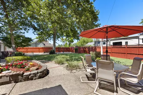 Exterior - 406 C St, Biggs, CA 95917 photo 6 of 10