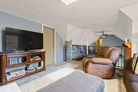 Living - 406 C St, Biggs, CA 95917 photo 3 of 3
