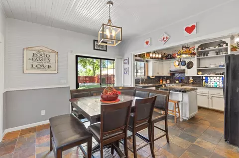 Dining - 406 C St, Biggs, CA 95917 photo 2 of 3