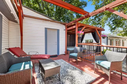 Exterior - 406 C St, Biggs, CA 95917 photo 7 of 10