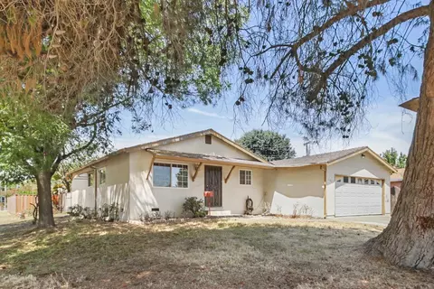 240 Williams St, Woodland, CA 95695