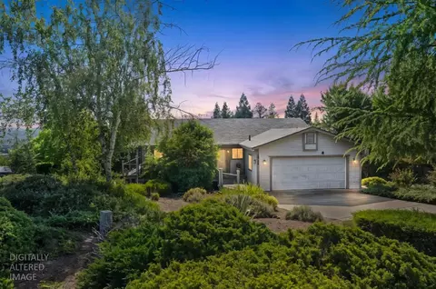 3133 Woodleigh Ln, Cameron Park, CA 95682