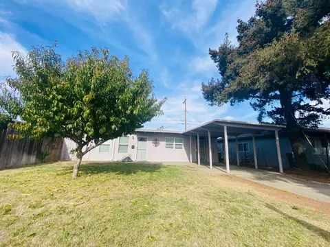 23 Lowe St, Lodi, CA 95240