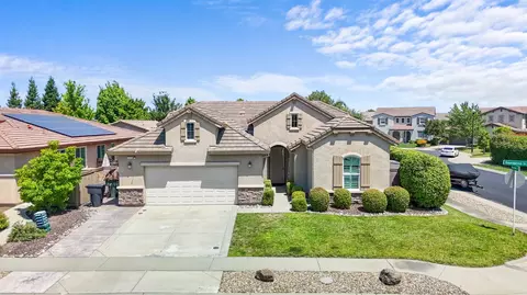 2273 Raindance Dr, Roseville, CA 95747