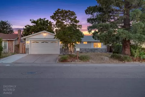 7263 Hayward Dr, Sacramento, CA 95828