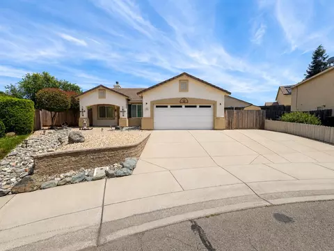 124 Twin Rivers Dr, Yuba City, CA 95991