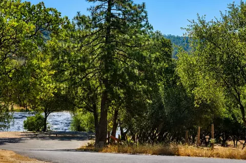 2660 Sleepy Hollow Dr, Shingle Springs, CA 95682