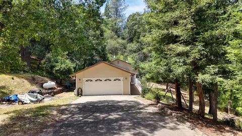 Exterior - 3256 Gerle Ave, Placerville, CA 95667 photo 7 of 7