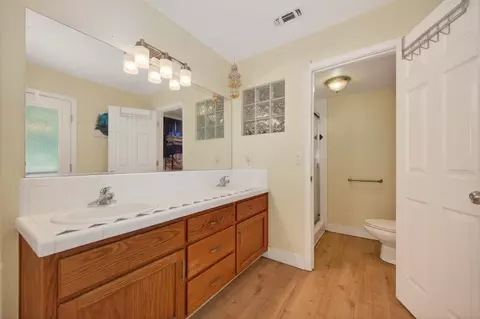 Bath - 3256 Gerle Ave, Placerville, CA 95667 photo 1 of 3