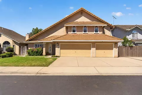 294 New Ct, Oakdale, CA 95361
