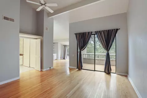 Living - 1917 Edgebrook Dr #D, Modesto, CA 95354 photo 11 of 12