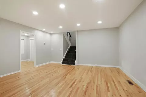 Living - 1917 Edgebrook Dr #D, Modesto, CA 95354 photo 3 of 12