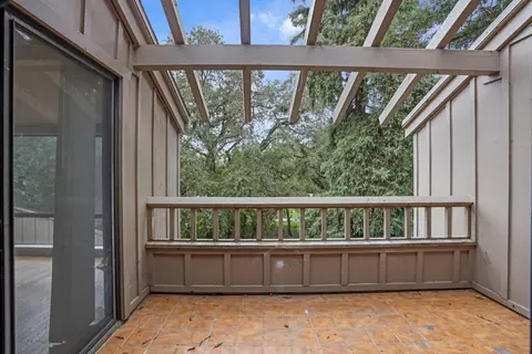 Exterior - 1917 Edgebrook Dr #D, Modesto, CA 95354 photo 10 of 18
