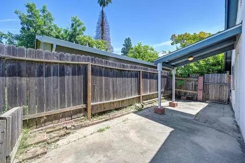 Exterior - 5613 Sapunor Way, Carmichael, CA 95608 photo 6 of 10