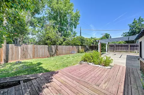 Exterior - 5613 Sapunor Way, Carmichael, CA 95608 photo 8 of 10