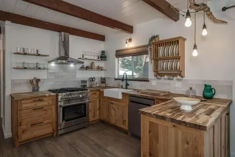 Kitchen - Undisclosed, Arnold, CA 95223 photo 1 of 2