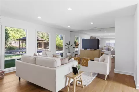 Living - 2738 California Ave, Carmichael, CA 95608 photo 1 of 5