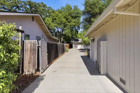 Exterior - 2738 California Ave, Carmichael, CA 95608 photo 11 of 20