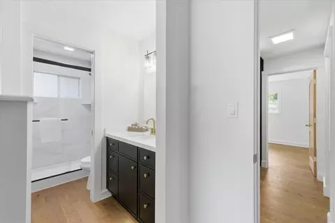 Entry Way - 2738 California Ave, Carmichael, CA 95608 photo 5 of 6