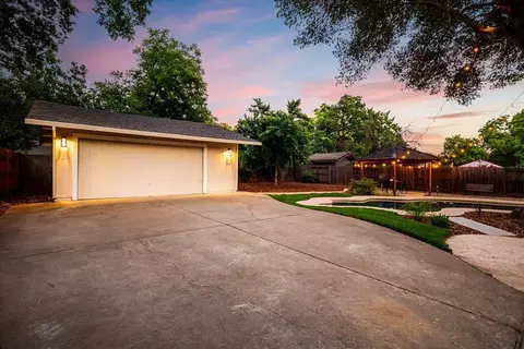 Exterior - 2738 California Ave, Carmichael, CA 95608 photo 20 of 20