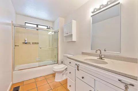 Bath - 940 Pine Hill Rd, Colfax, CA 95713 photo 2 of 2