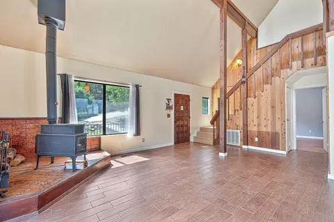 Living - 940 Pine Hill Rd, Colfax, CA 95713 photo 4 of 5
