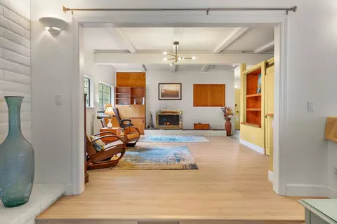 Living - 125 Carson Ave, Auburn, CA 95603 photo 7 of 8