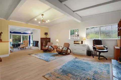 Living - 125 Carson Ave, Auburn, CA 95603 photo 5 of 8