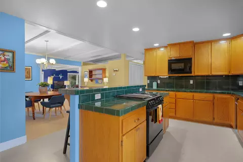 Kitchen - 125 Carson Ave, Auburn, CA 95603 photo 2 of 5