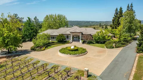 13320 Oakstream Rd, Plymouth, CA 95669