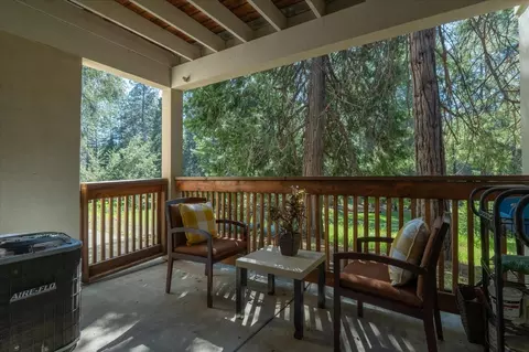 Exterior - 291 Fairway Village Dr, Murphys, CA 95247 photo 4 of 9