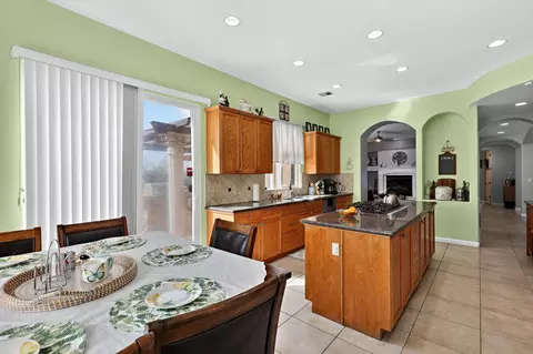 Kitchen - 8815 Laguna, Chowchilla, CA 93610 photo 4 of 4