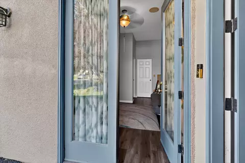 Entry Way - 8815 Laguna, Chowchilla, CA 93610 photo 8 of 8
