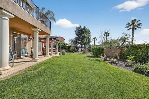 Exterior - 8815 Laguna, Chowchilla, CA 93610 photo 7 of 12