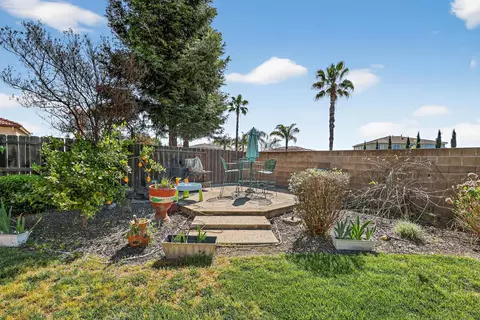 Exterior - 8815 Laguna, Chowchilla, CA 93610 photo 8 of 12