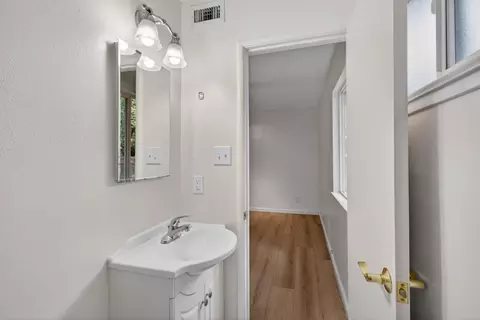Bath - 6013 Ellerslee Dr, Carmichael, CA 95608 photo 5 of 5