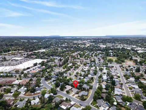 View/Area - 6013 Ellerslee Dr, Carmichael, CA 95608 photo 4 of 6