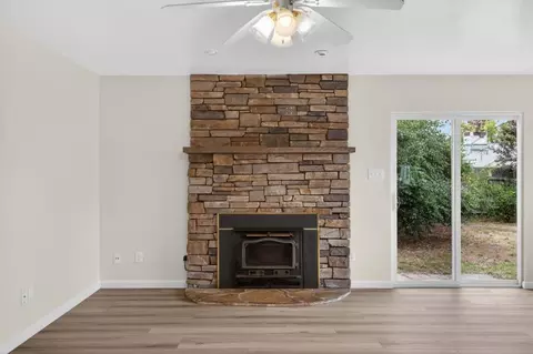 Living - 6013 Ellerslee Dr, Carmichael, CA 95608 photo 3 of 8