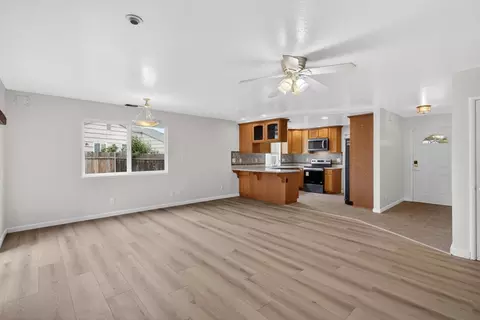 Living - 6013 Ellerslee Dr, Carmichael, CA 95608 photo 6 of 8