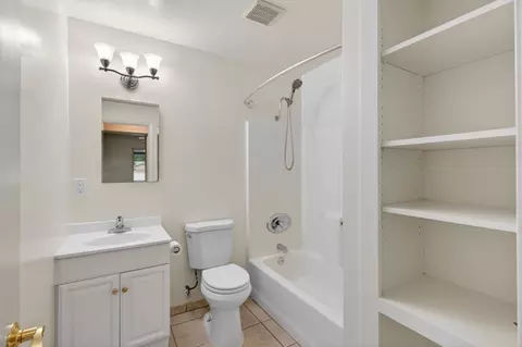 Bath - 6013 Ellerslee Dr, Carmichael, CA 95608 photo 1 of 5