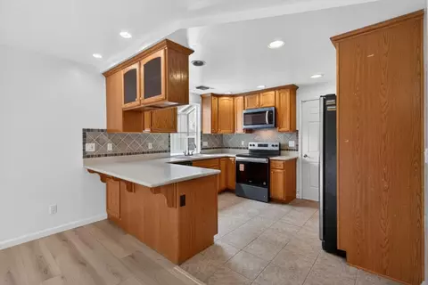 Kitchen - 6013 Ellerslee Dr, Carmichael, CA 95608 photo 1 of 6