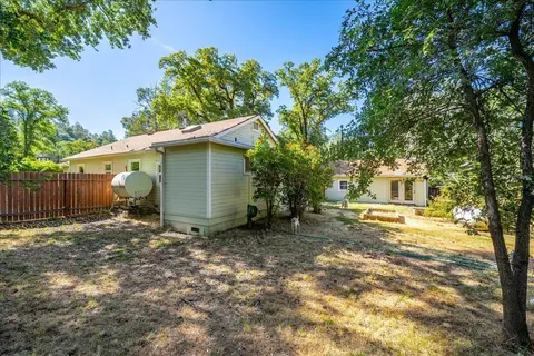 Exterior - 2020 Alexander Ln, Placerville, CA 95667 photo 13 of 34