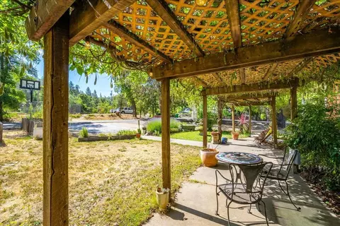 Exterior - 2020 Alexander Ln, Placerville, CA 95667 photo 19 of 34