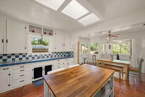 Kitchen - 2020 Alexander Ln, Placerville, CA 95667 photo 5 of 8