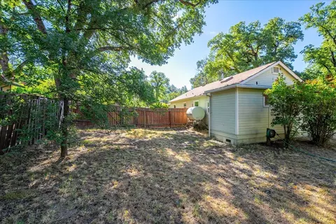 Exterior - 2020 Alexander Ln, Placerville, CA 95667 photo 14 of 34
