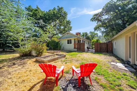 Exterior - 2020 Alexander Ln, Placerville, CA 95667 photo 7 of 34