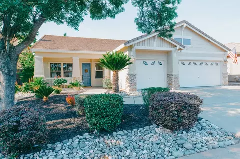 7125 Marblethorpe Dr, Roseville, CA 95747
