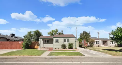 Exterior - 209 6th St, Galt, CA 95632 photo 1 of 13