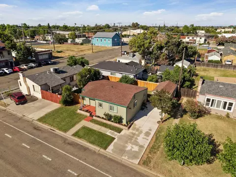 View/Area - 209 6th St, Galt, CA 95632 photo 2 of 24